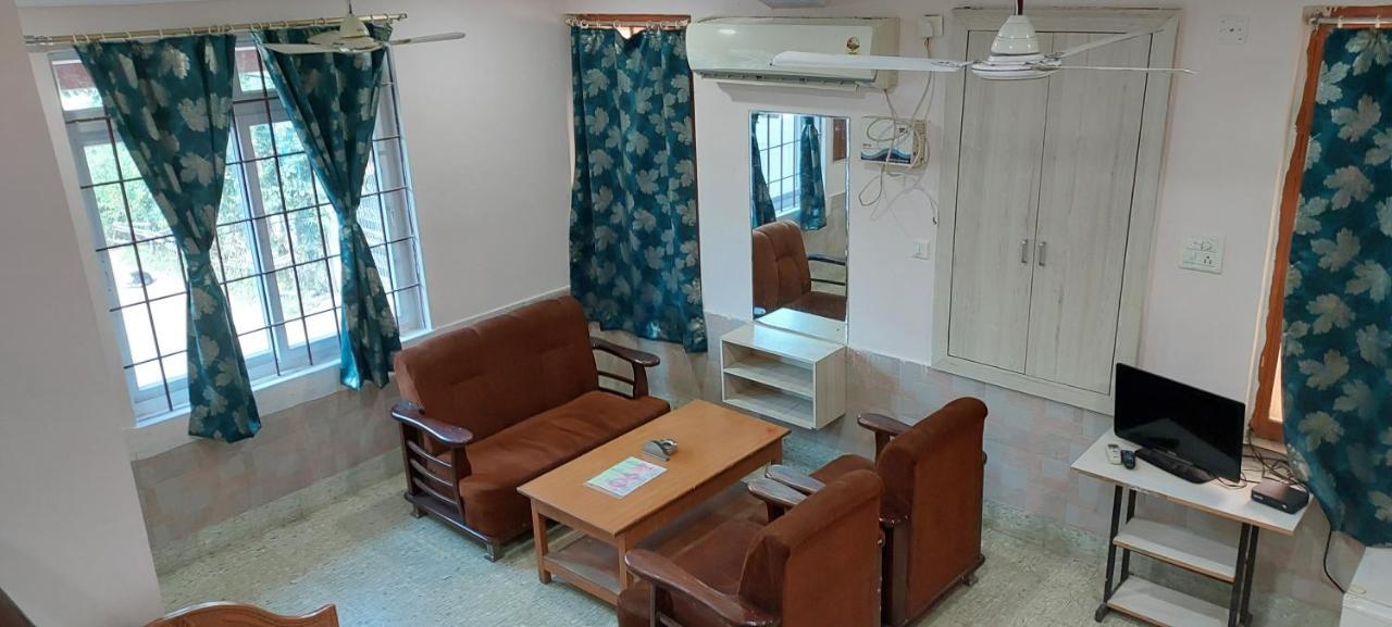 Radhika Resort Bhubaneswar Exterior foto